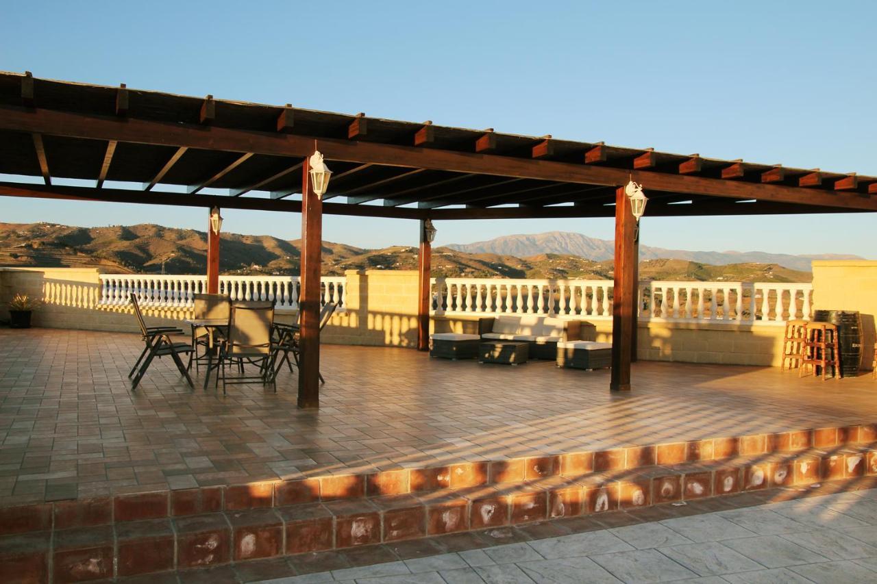 Villa El Palomar Azul With Pool And Sea View Benajarafe Buitenkant foto