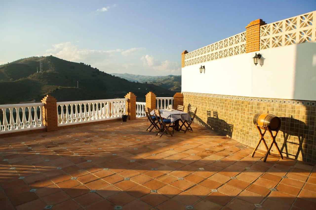 Villa El Palomar Azul With Pool And Sea View Benajarafe Buitenkant foto